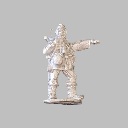 Bolt Action Heer Winter Command lieutenant Miniature