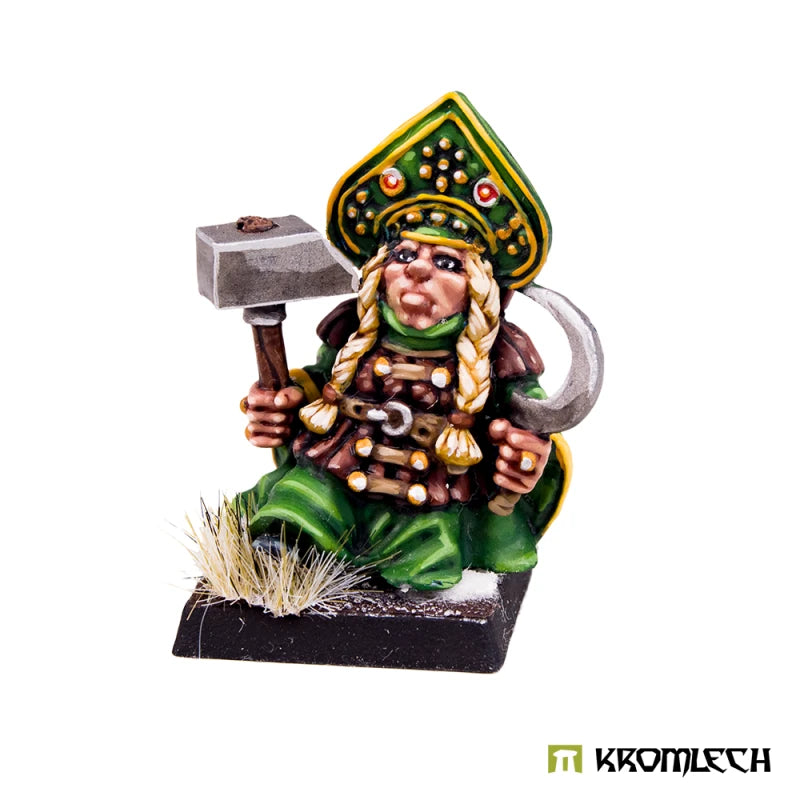 Kromlech Hospodars Dwarf Boyarina with hammer and sickle