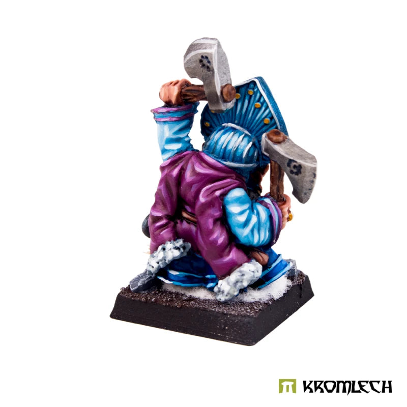 Kromlech Hospodars Dwarf Boyarina with two axes