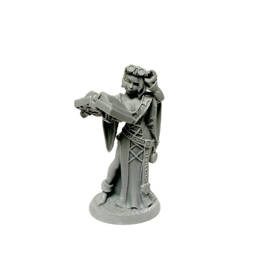 Reaper Miniatures Jolie Female Scribe