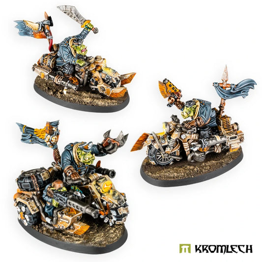 Kromlech Bikers Team Orc Greatcoat Korps